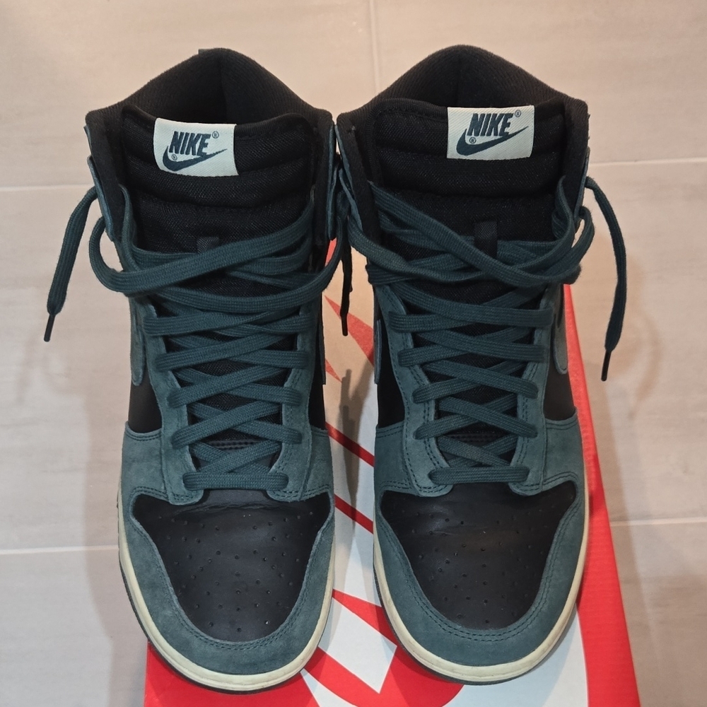 Nike Dunk Hi Retro Premium. Men's 10.5 - Picture 3 of 7
